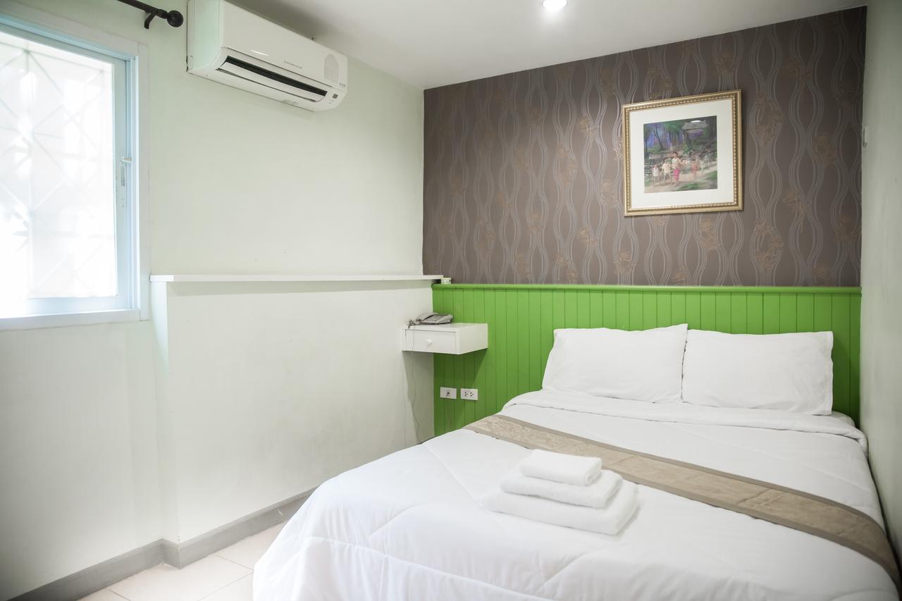 Nine Inn @ Town Phuket Kültér fotó