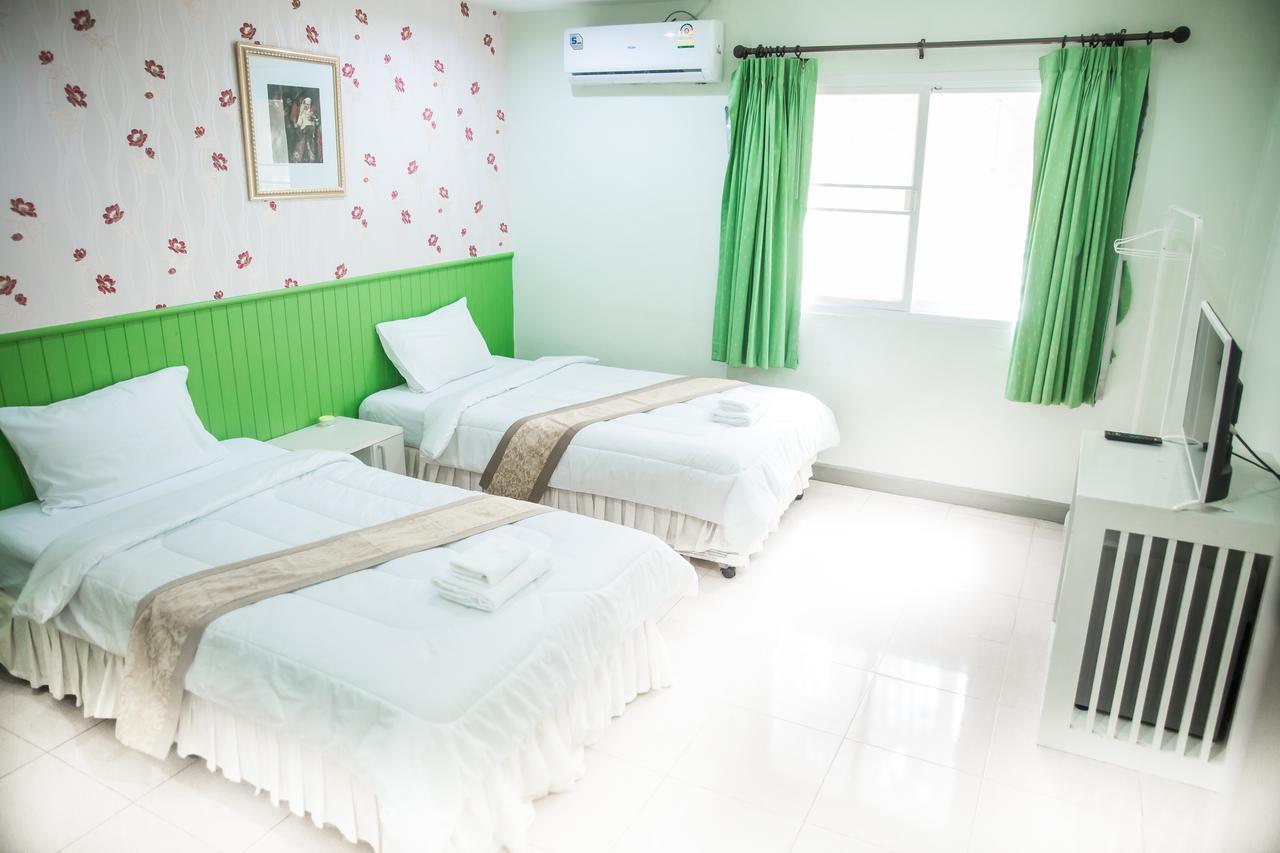 Nine Inn @ Town Phuket Kültér fotó