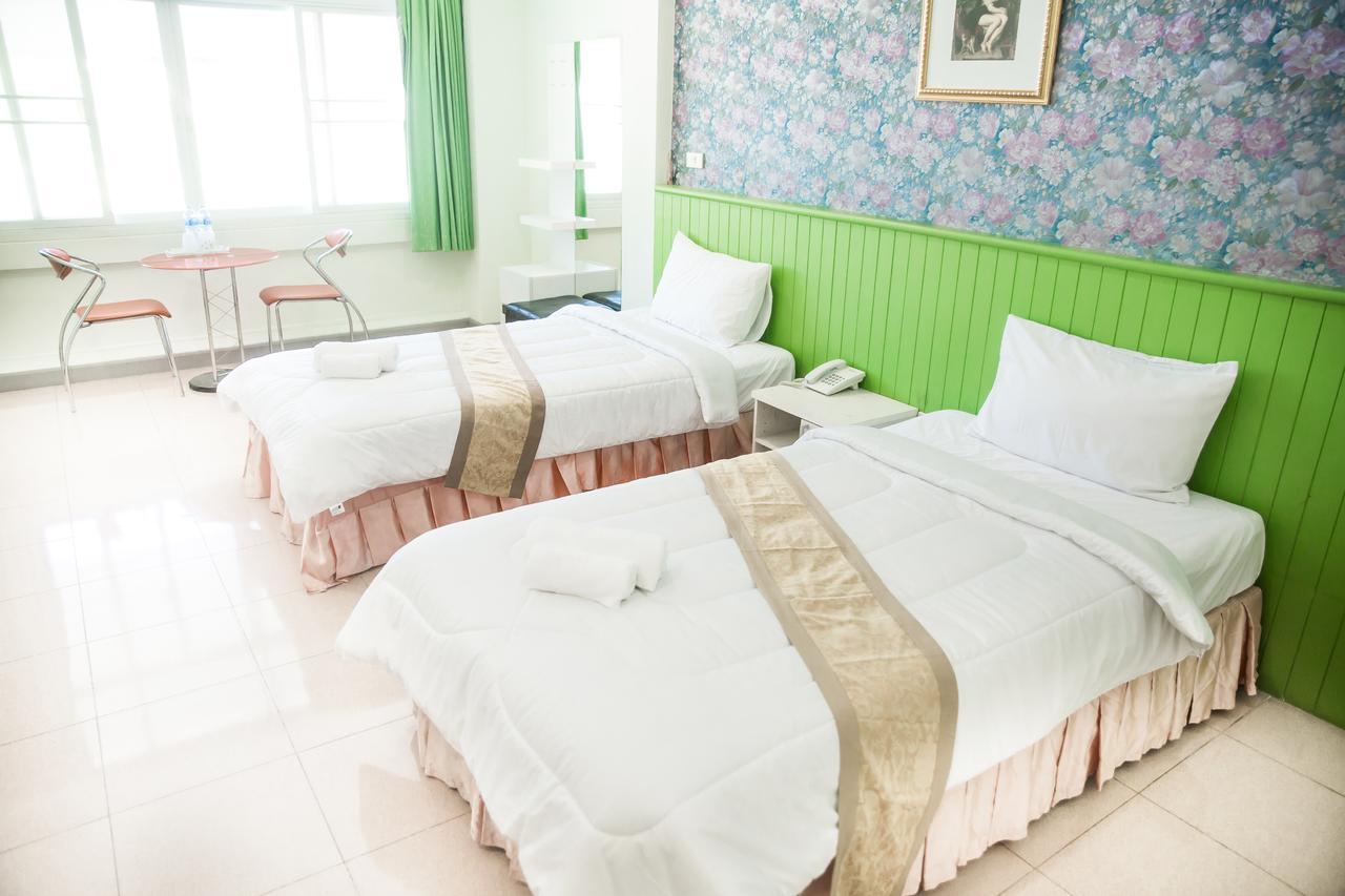 Nine Inn @ Town Phuket Kültér fotó