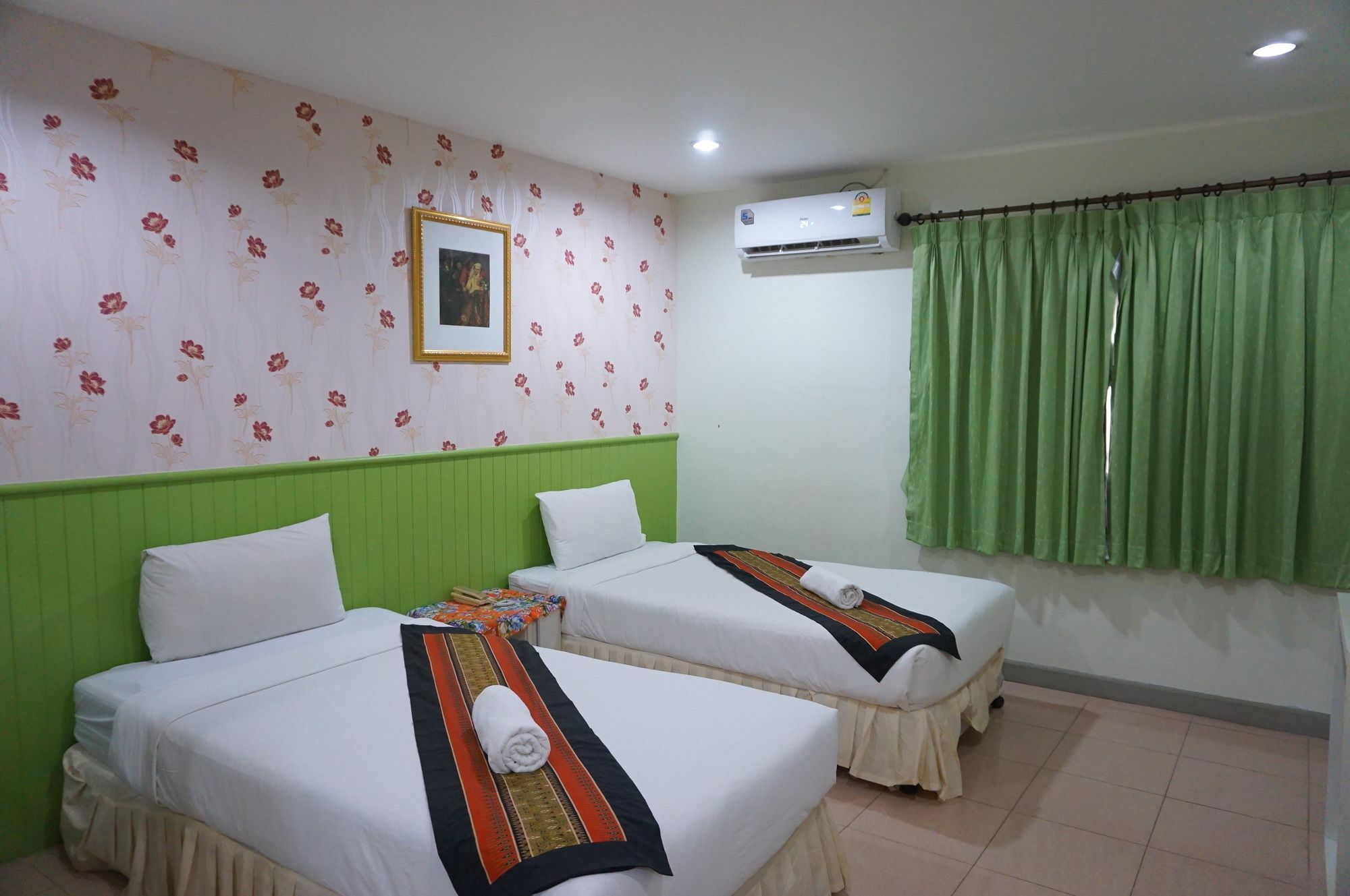 Nine Inn @ Town Phuket Kültér fotó