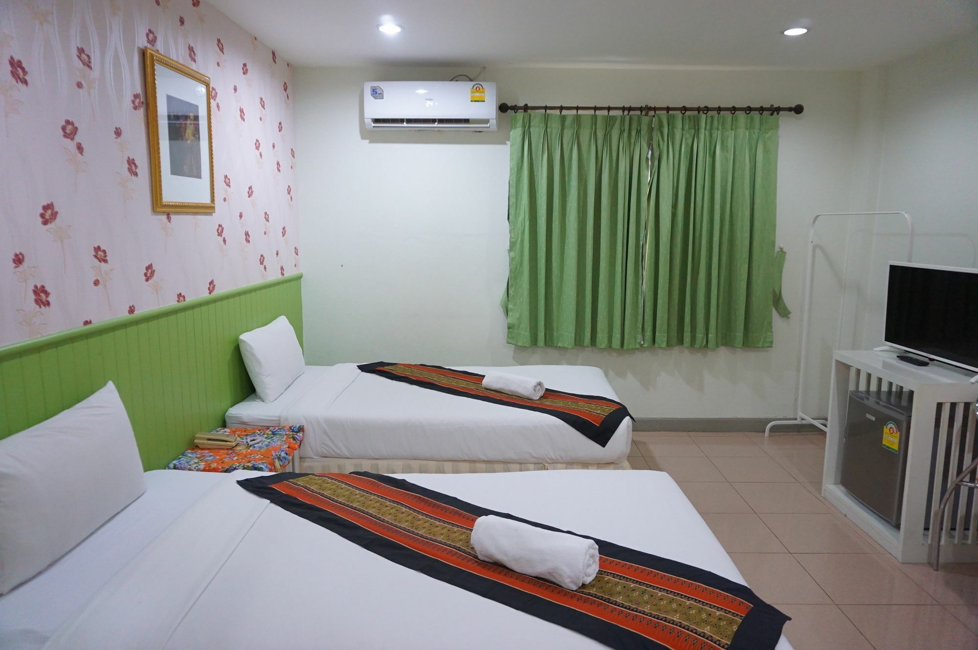 Nine Inn @ Town Phuket Kültér fotó